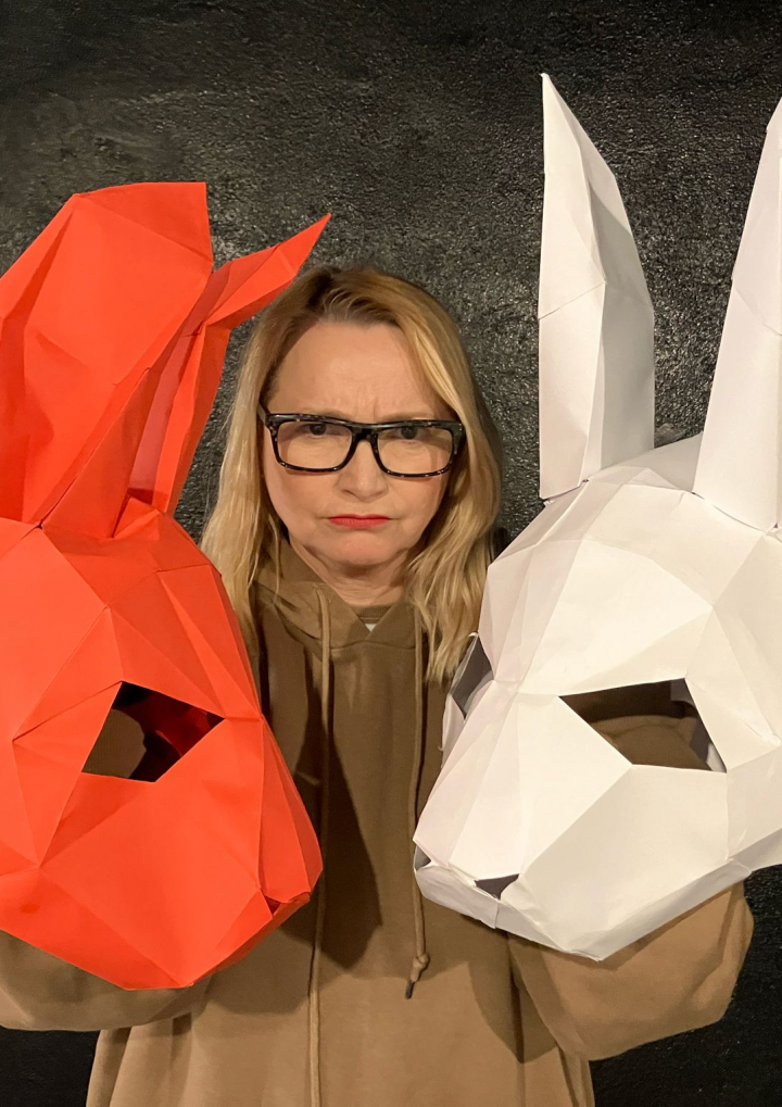 White Rabbit Red Rabbit | CITYLIFE